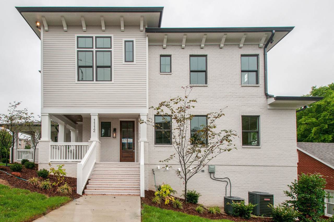 1112 S Douglas Ave - Photo 1