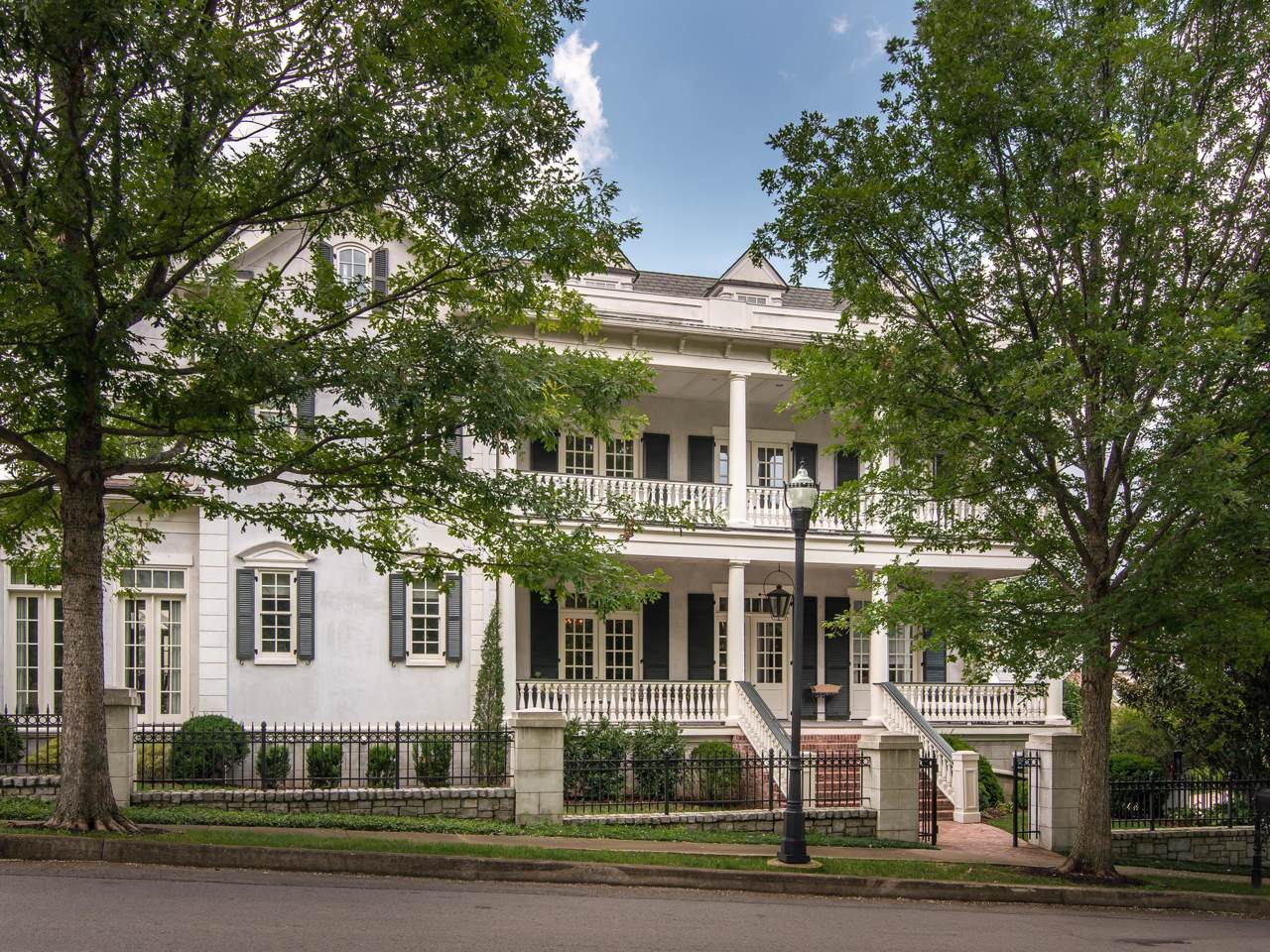 1300 Forrest Park Dr - Photo 1