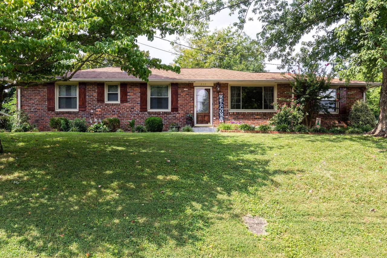 212 Bonnaoaks Dr - Photo 1