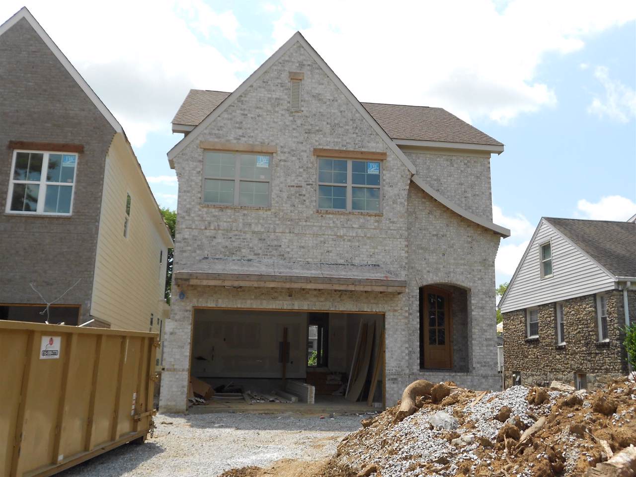 1495B Woodmont Blvd - Photo 1