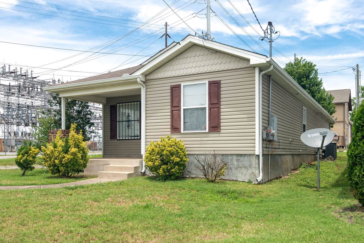 6220 Morrow Rd - Photo 1