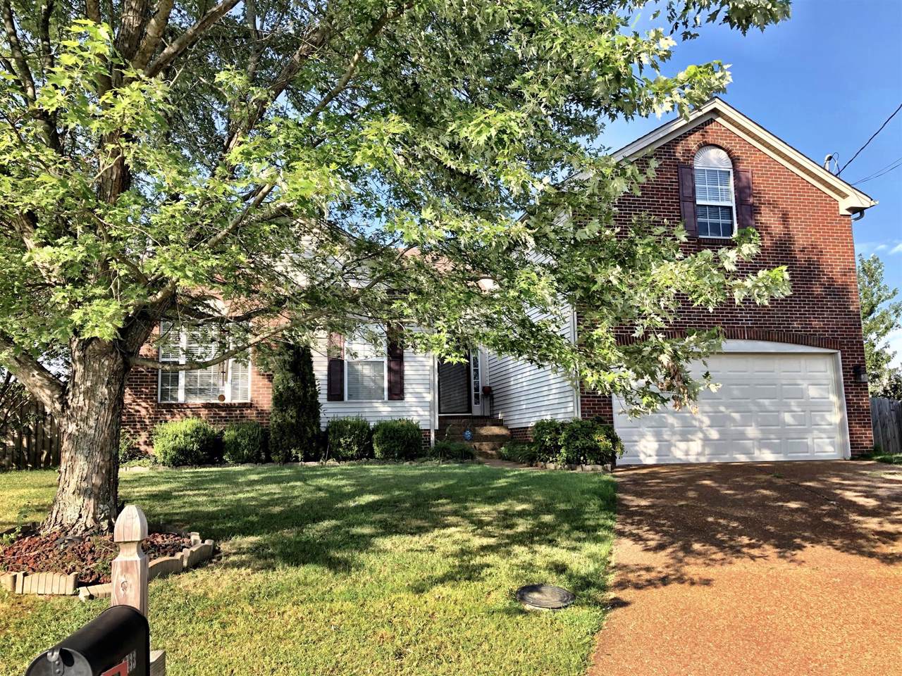 1433 Hilltop Dr - Photo 1