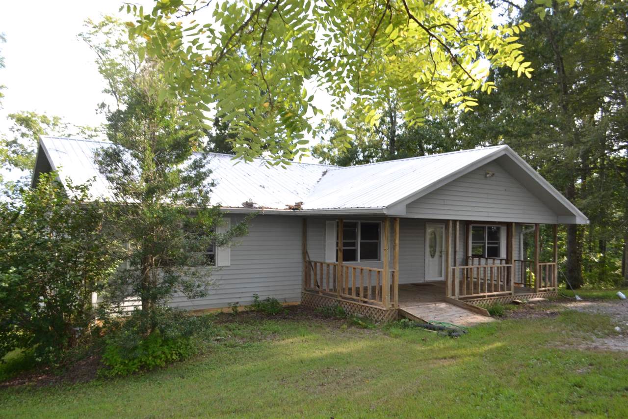 1527 Hideaway Ln - Photo 1