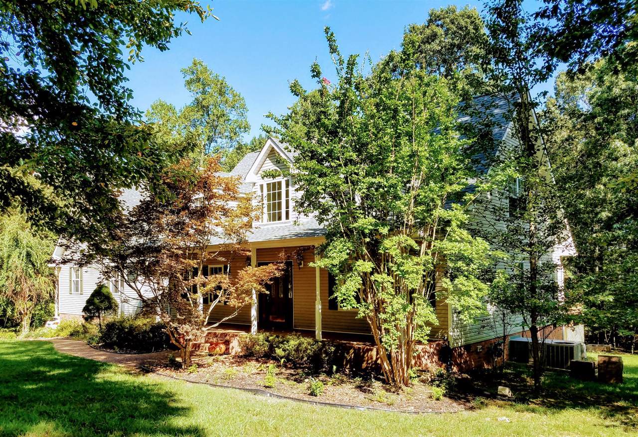 714 Iron Hill Rd - Photo 1