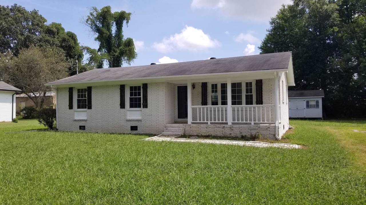 1108 Forrest Ave - Photo 1