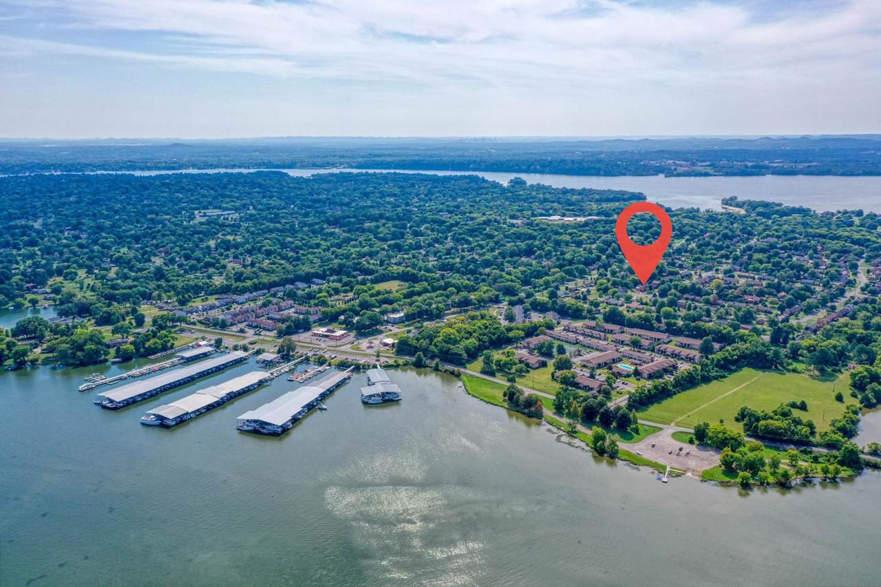 112 Hickory Trl - Photo 1