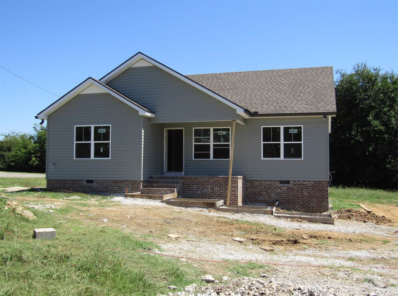 161 Freeman Dr - Photo 1