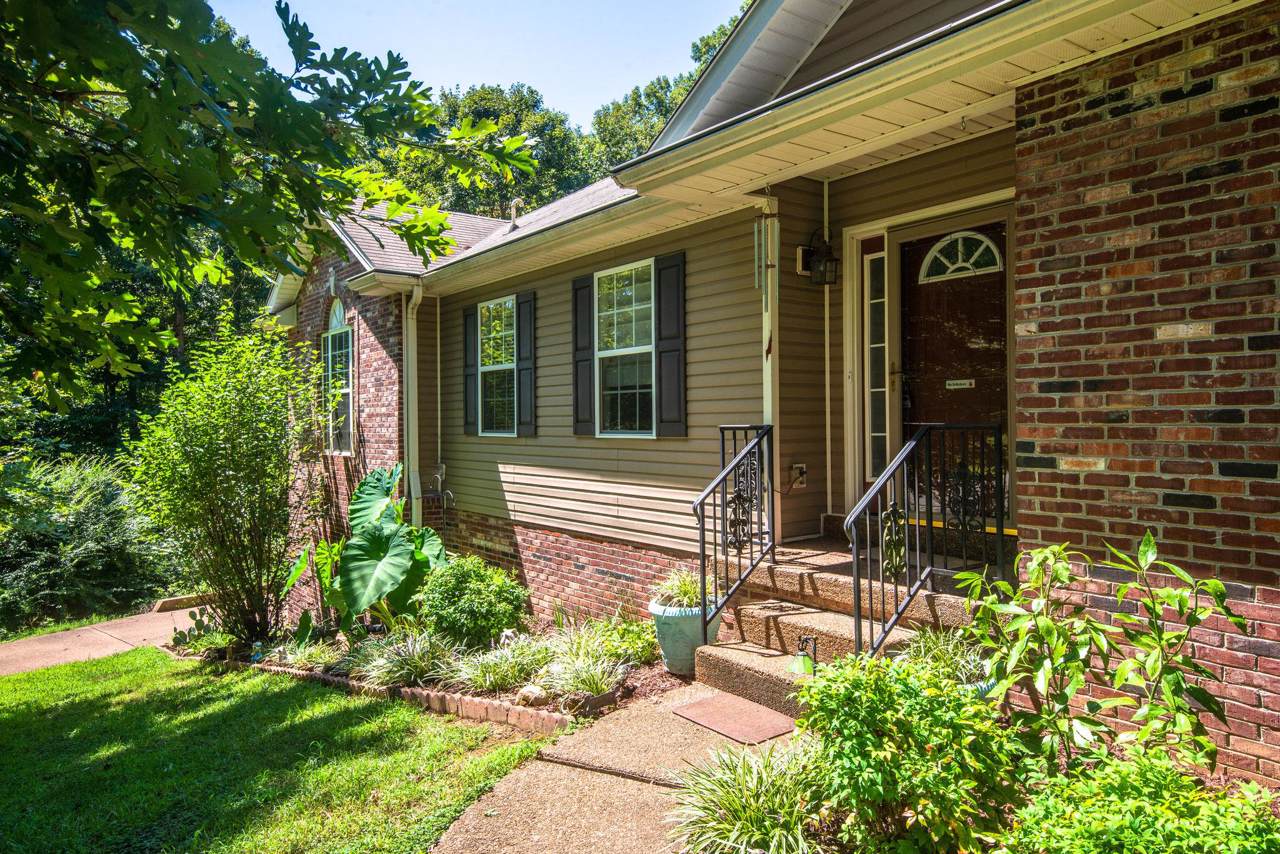 303 Dell Way Three - Photo 1