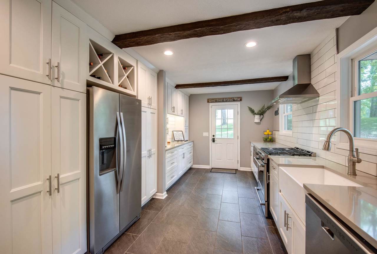 105 Sunset Island Trl - Photo 1