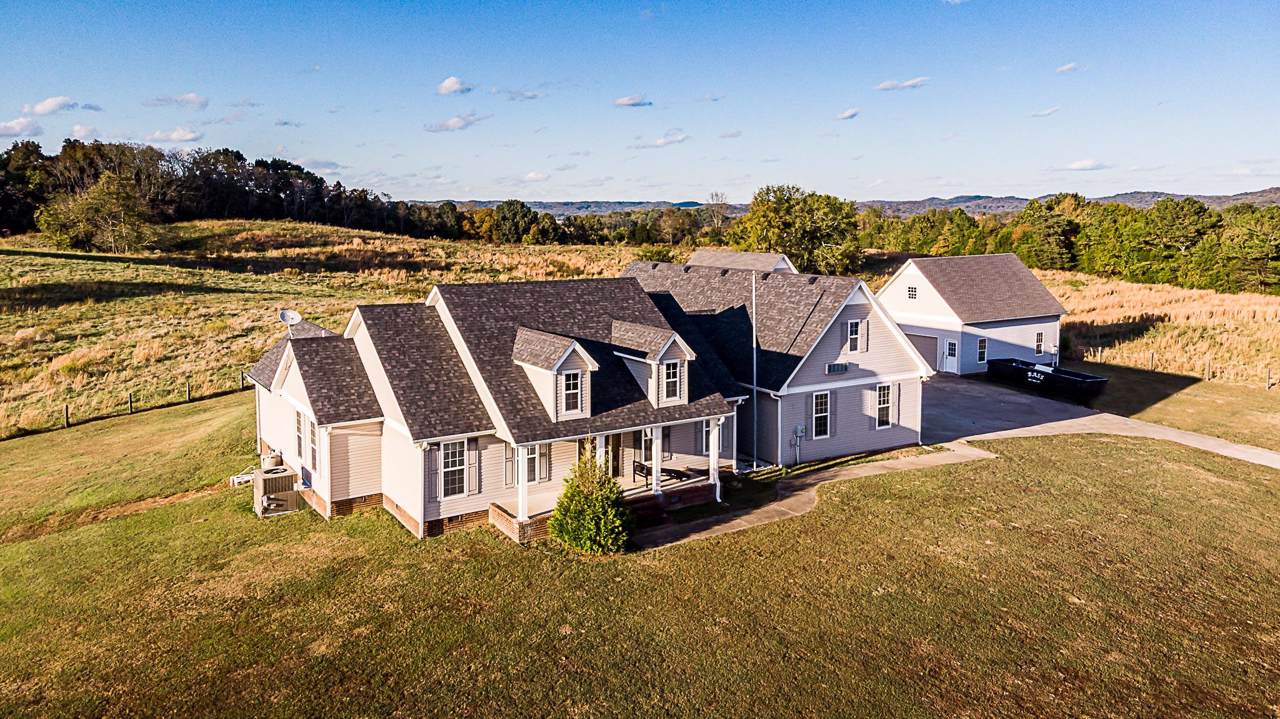 1555 Poplar Hill Rd - Photo 1