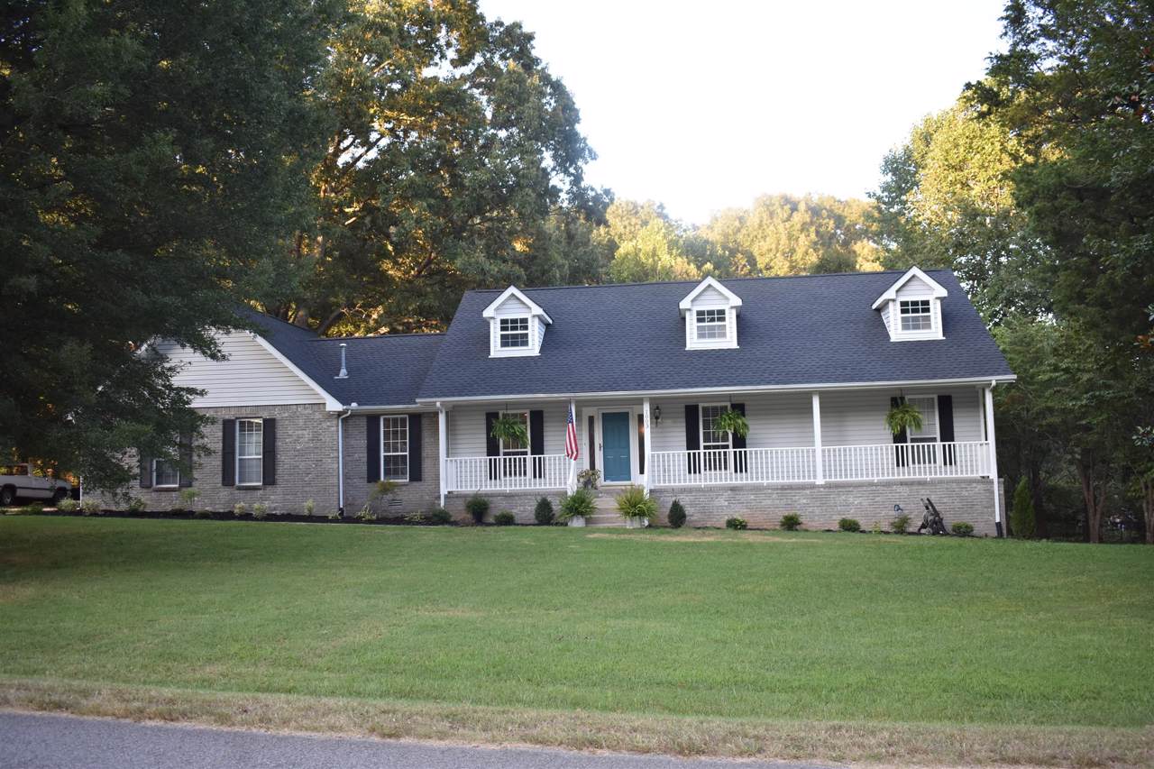 1003 Windmere Ln - Photo 1