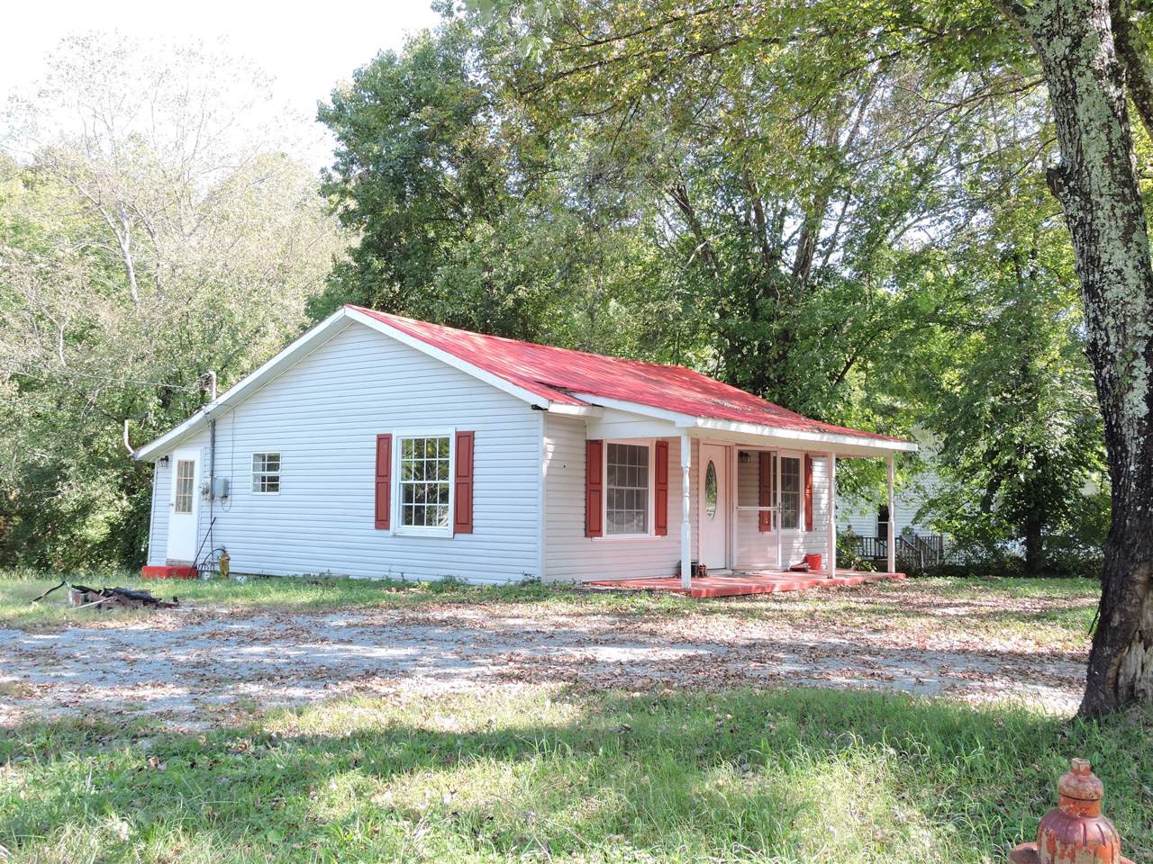1405 Highway 231 S - Photo 1
