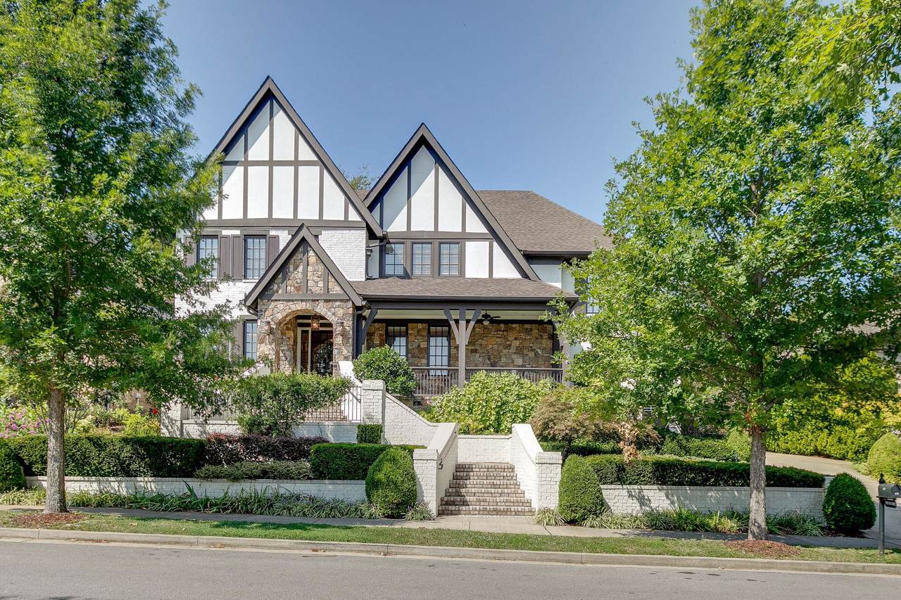 421 Wild Elm Street - Photo 1