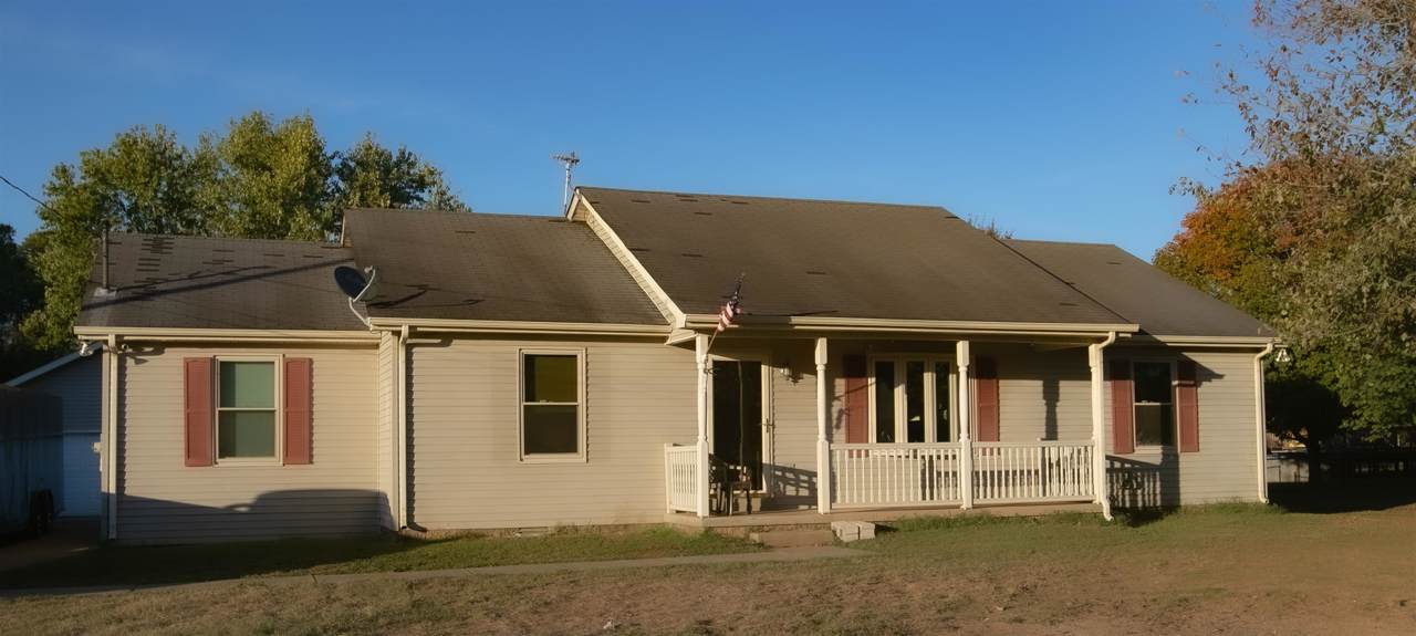 3008 Pellas Place - Photo 1