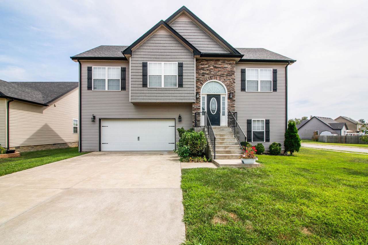 3763 Silver Fox Ln - Photo 1