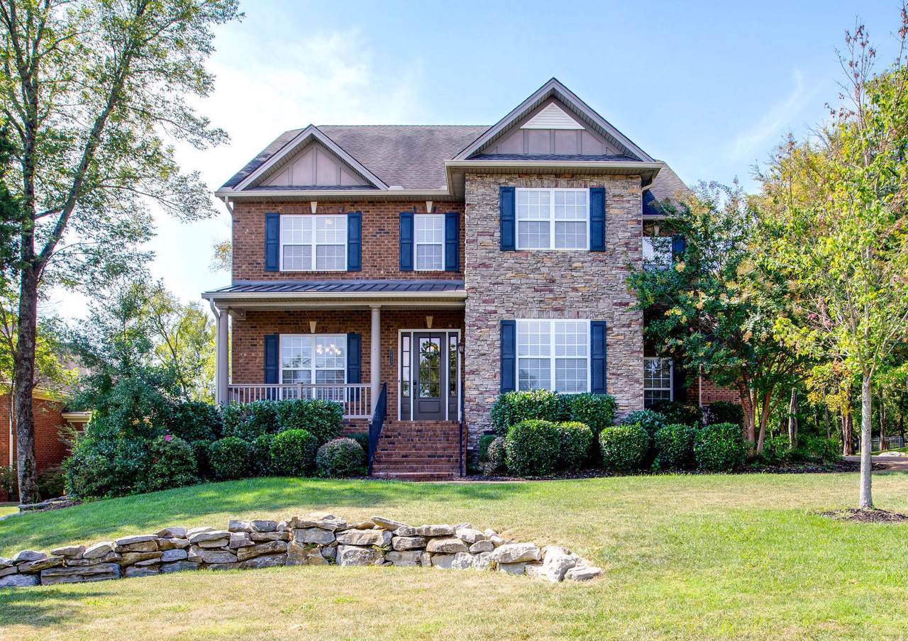 1417 Wolf Creek Dr - Photo 1