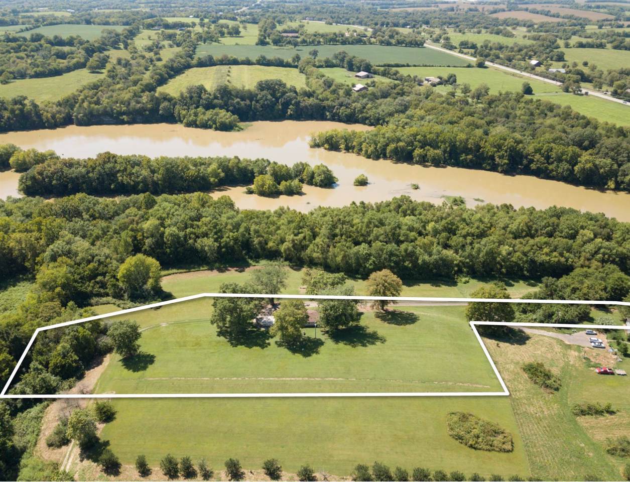 2400 Hartsville Pike - Photo 1