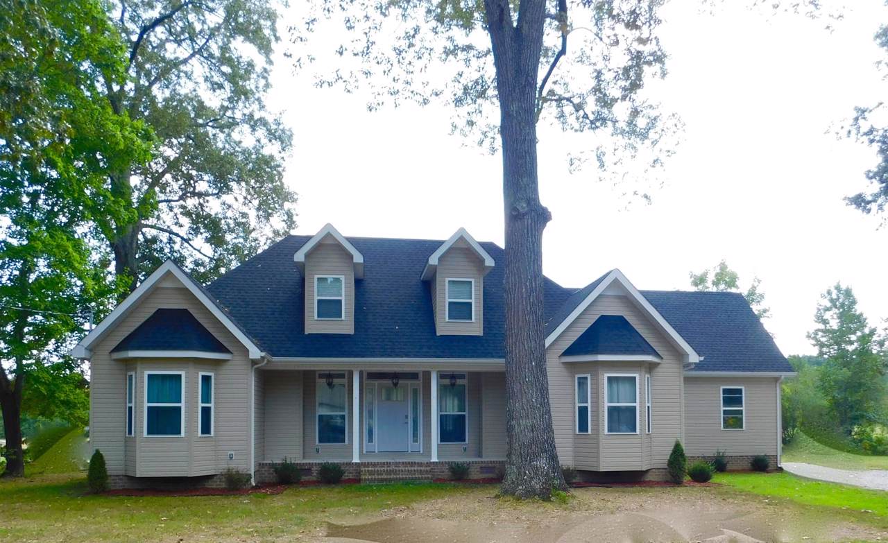 456 Stillwood Dr - Photo 1
