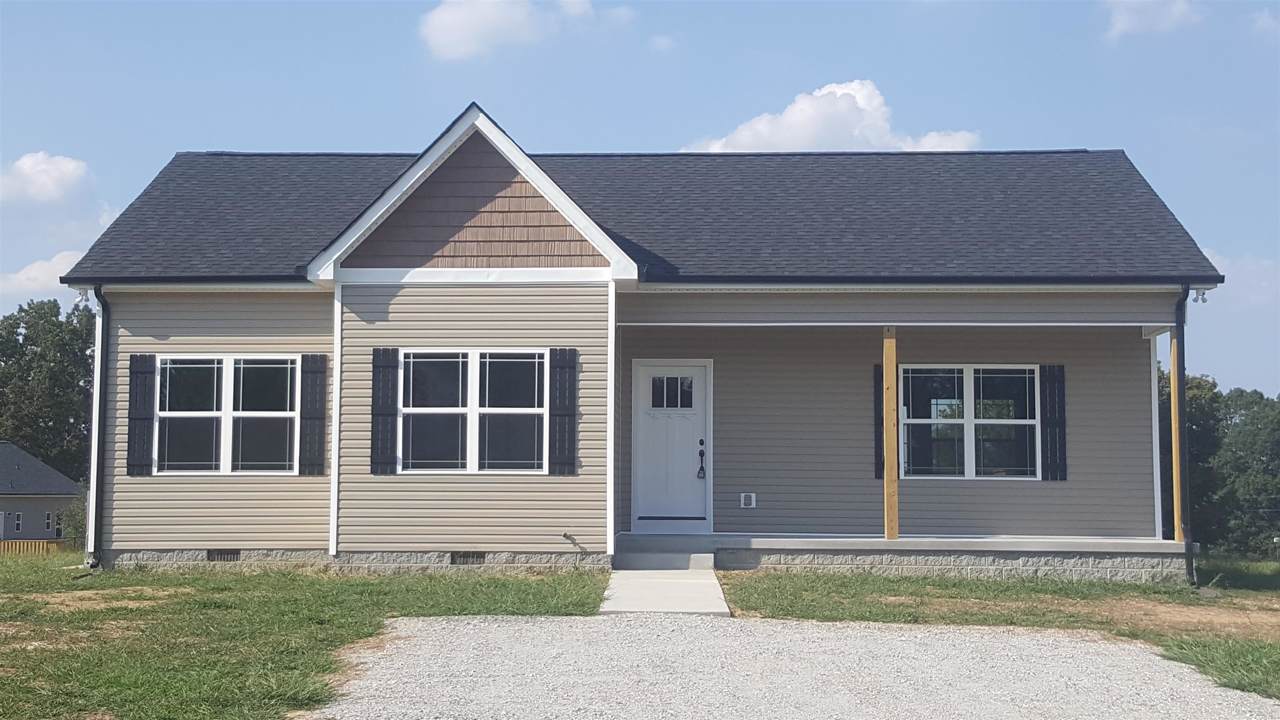 305 College St - Photo 1