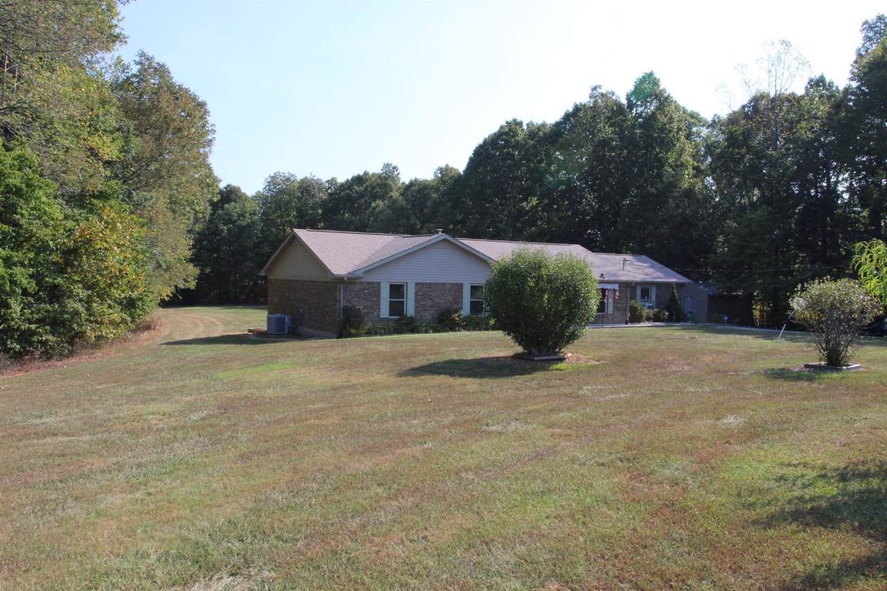 136 Pack Annex Rd - Photo 1
