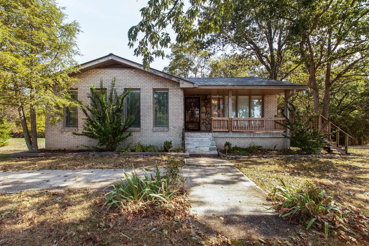 466 Kinhawk Dr - Photo 1