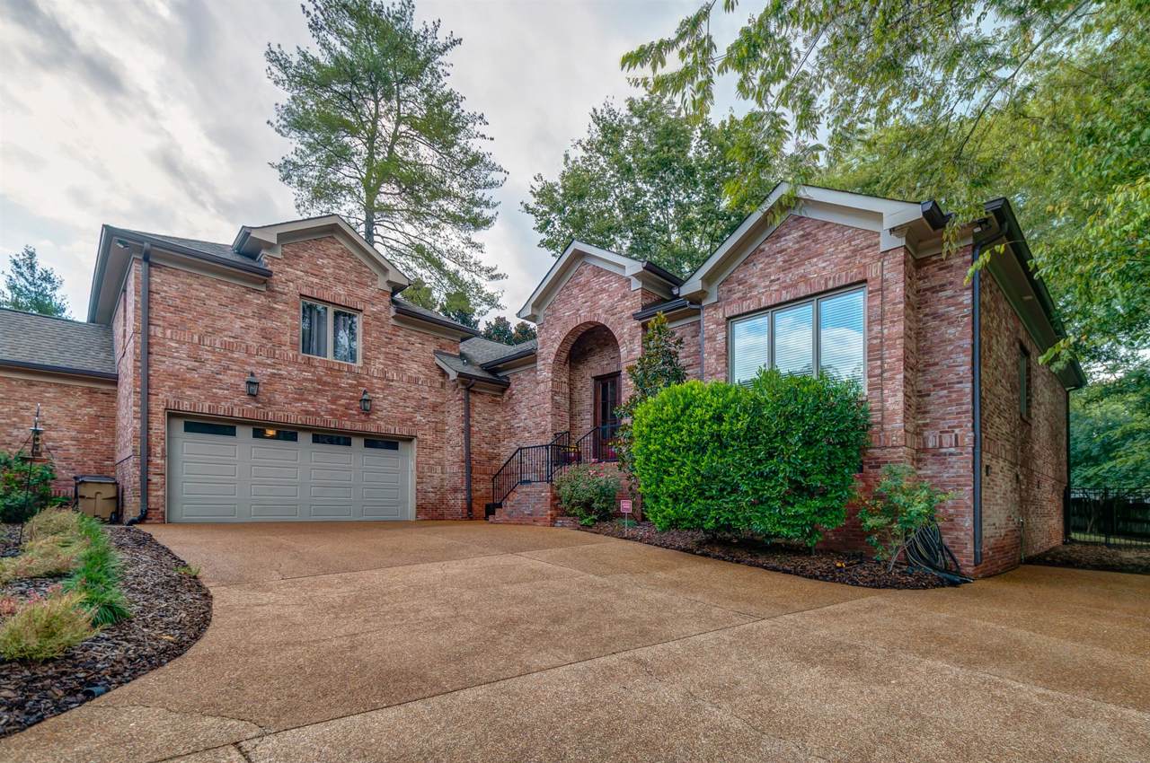 5910 Old Harding Pike - Photo 1