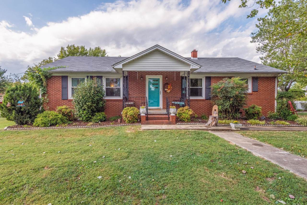 446 Railroad St - Photo 1