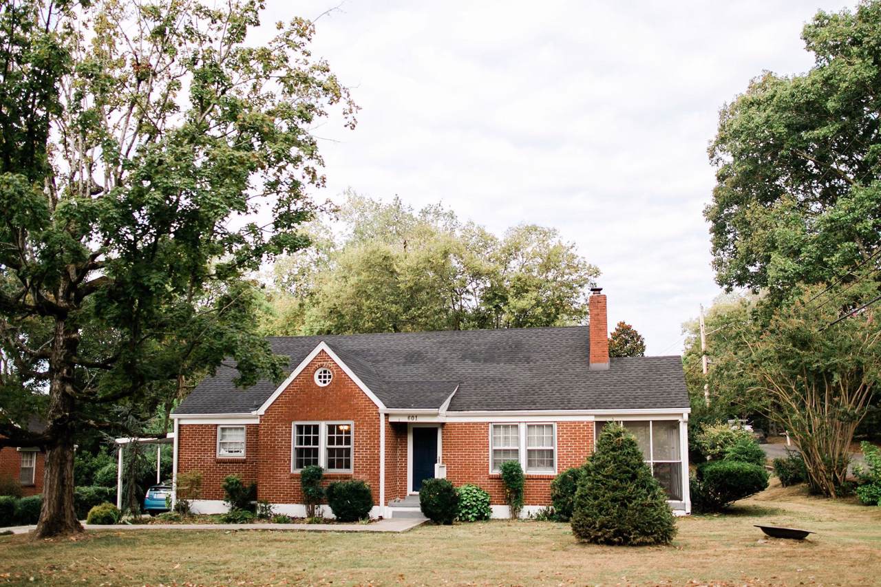 601 Mitchell Ave - Photo 1