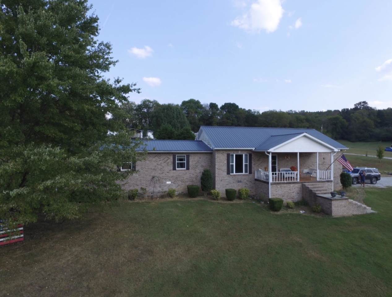 159 Maple St - Photo 1