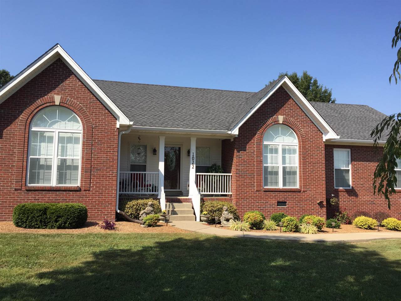 1022 Silver Maple Ln - Photo 1