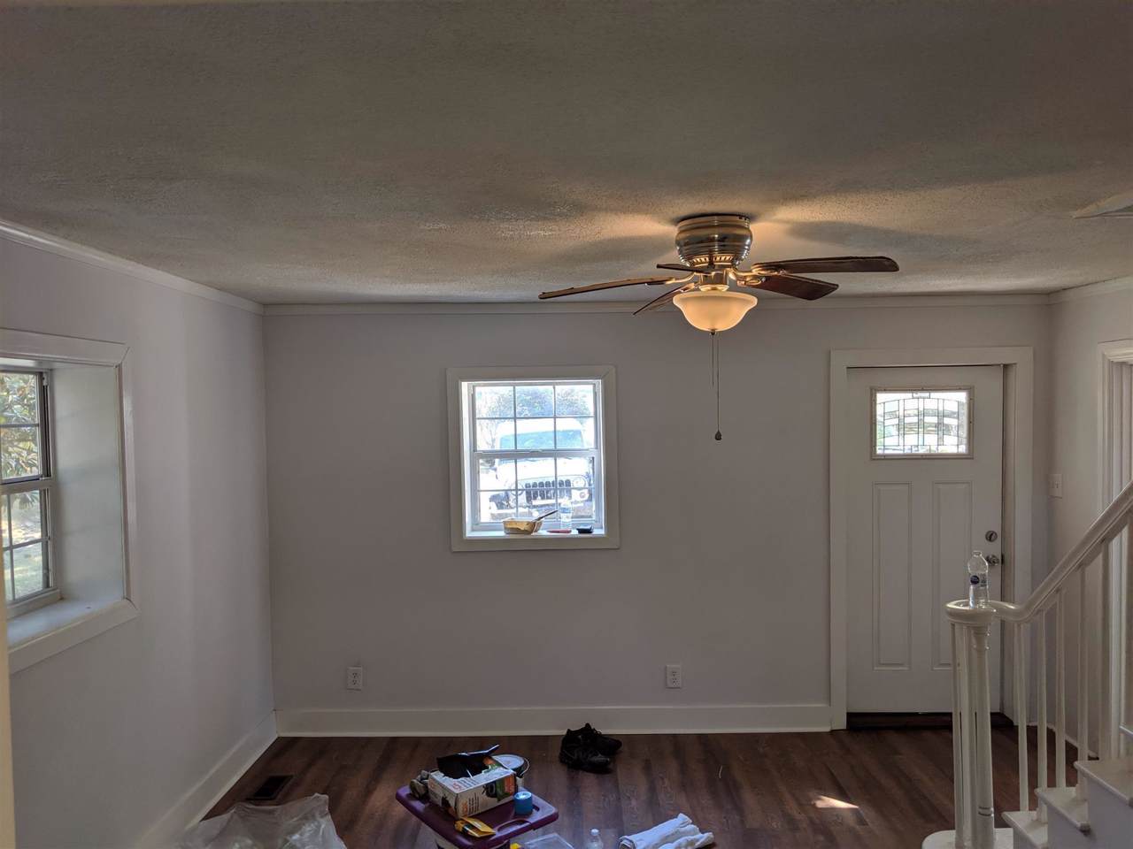 1246 Hampshire Pike - Photo 1