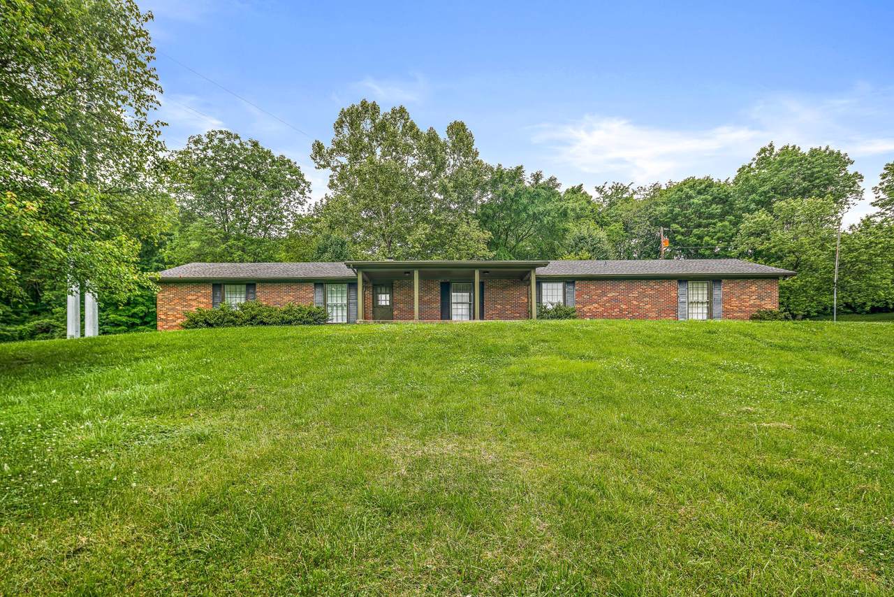 706 Preston Rd - Photo 1