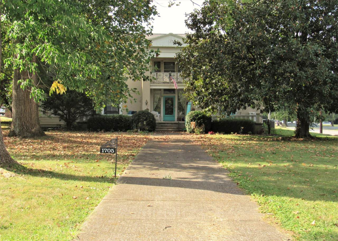 1705 Main - Photo 1