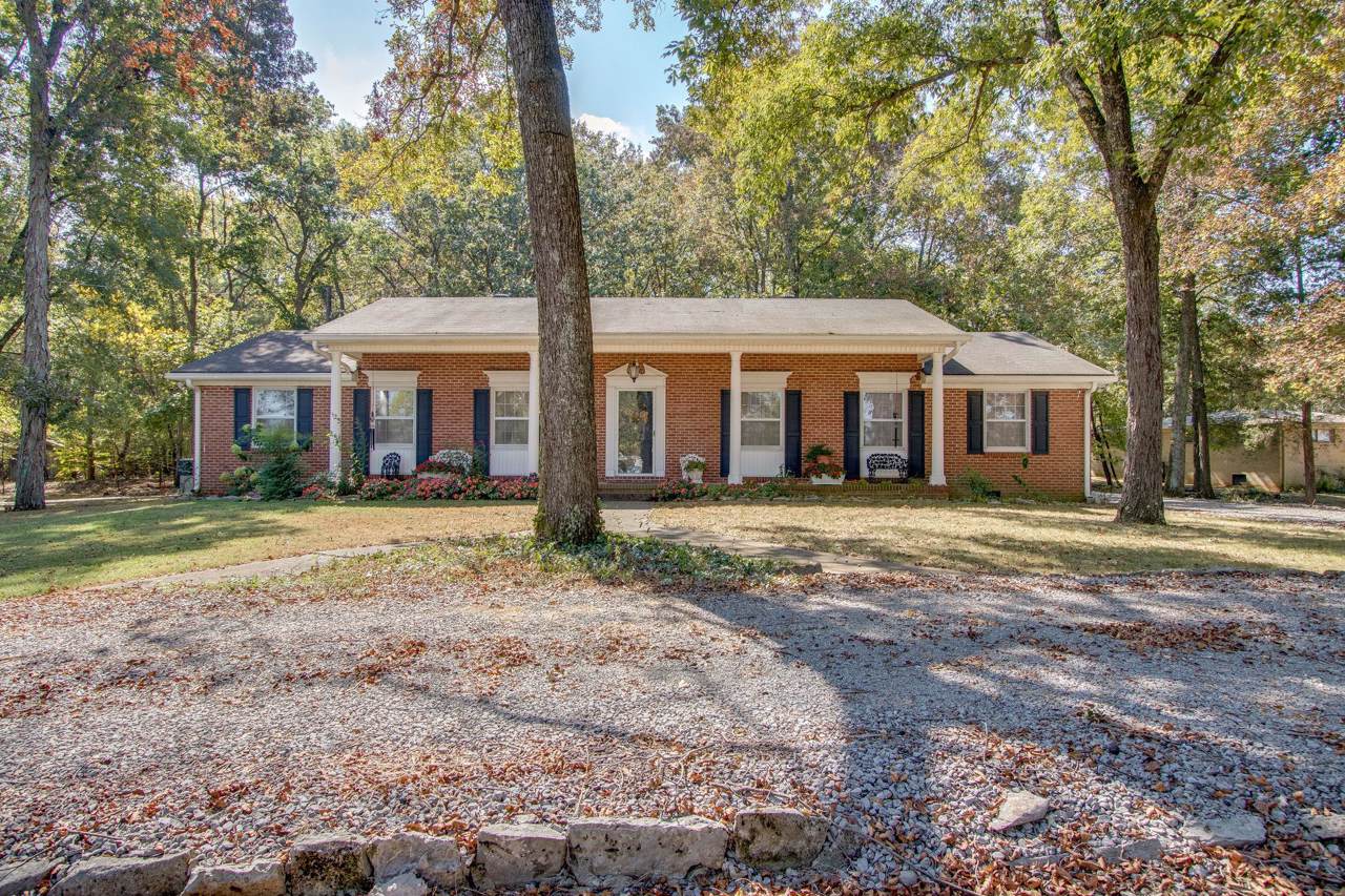 727 Rome Pike - Photo 1