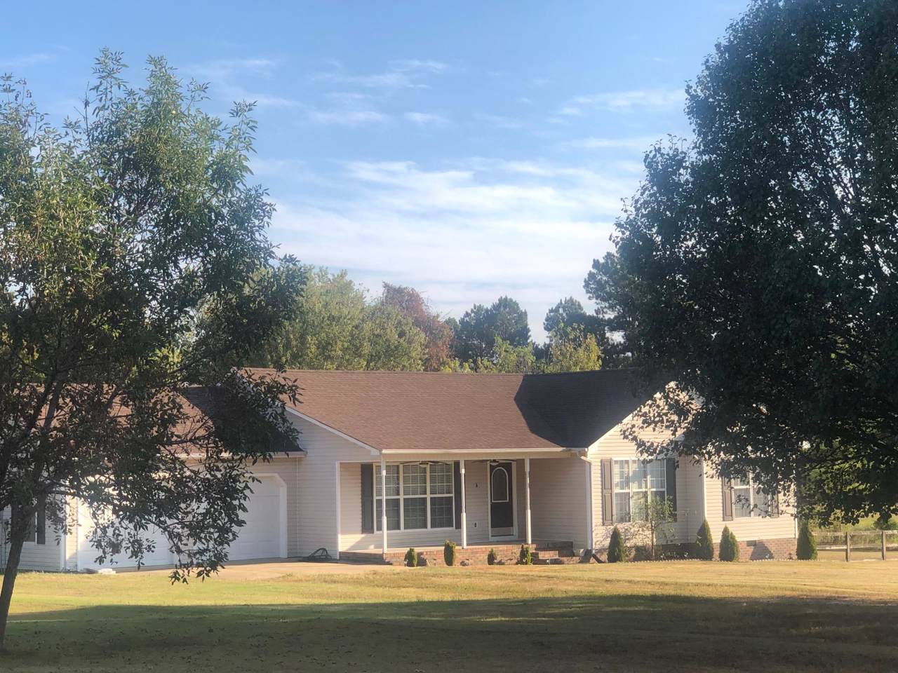 126 Monument Cir - Photo 1