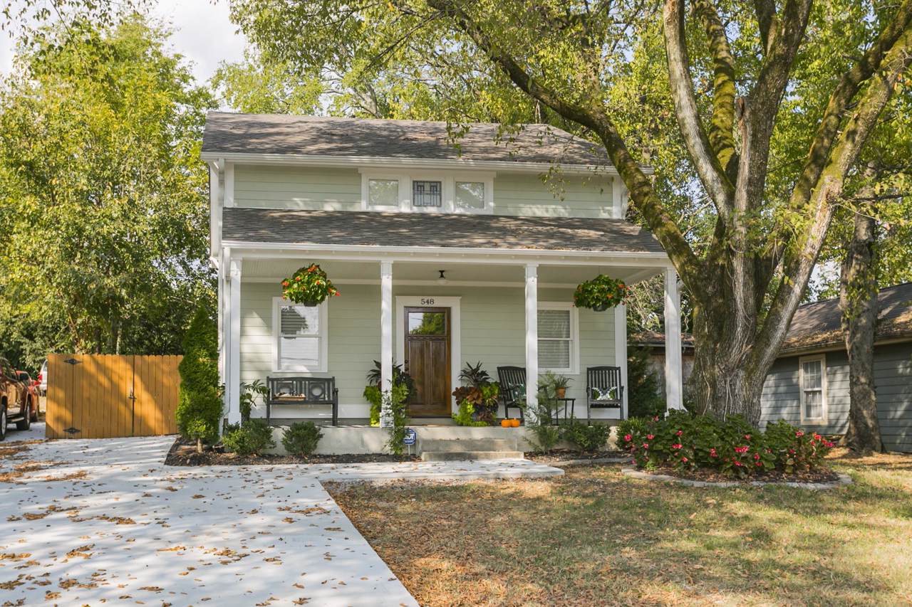 548 Veritas St - Photo 1
