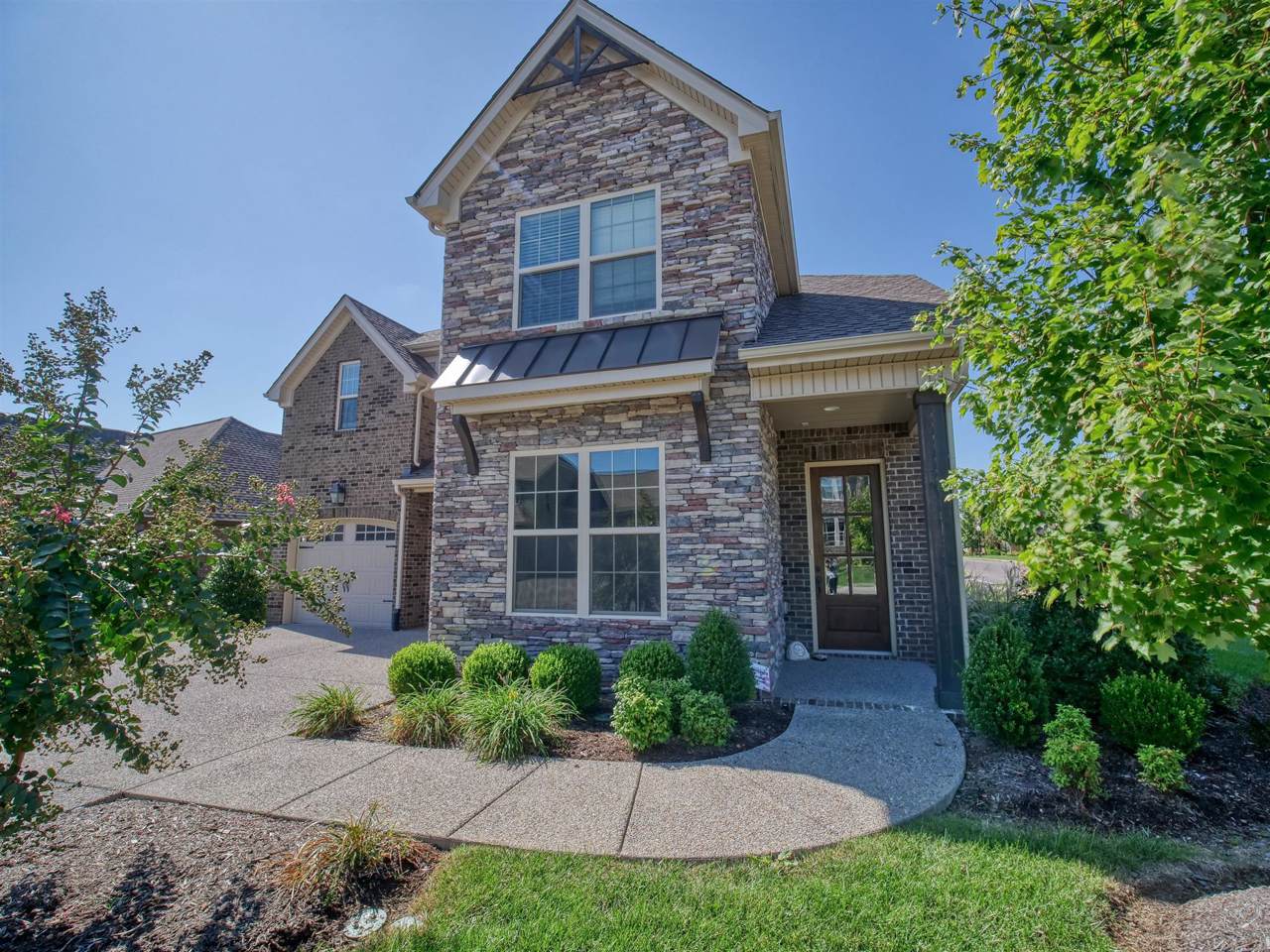 1049 Laffite Way - Photo 1
