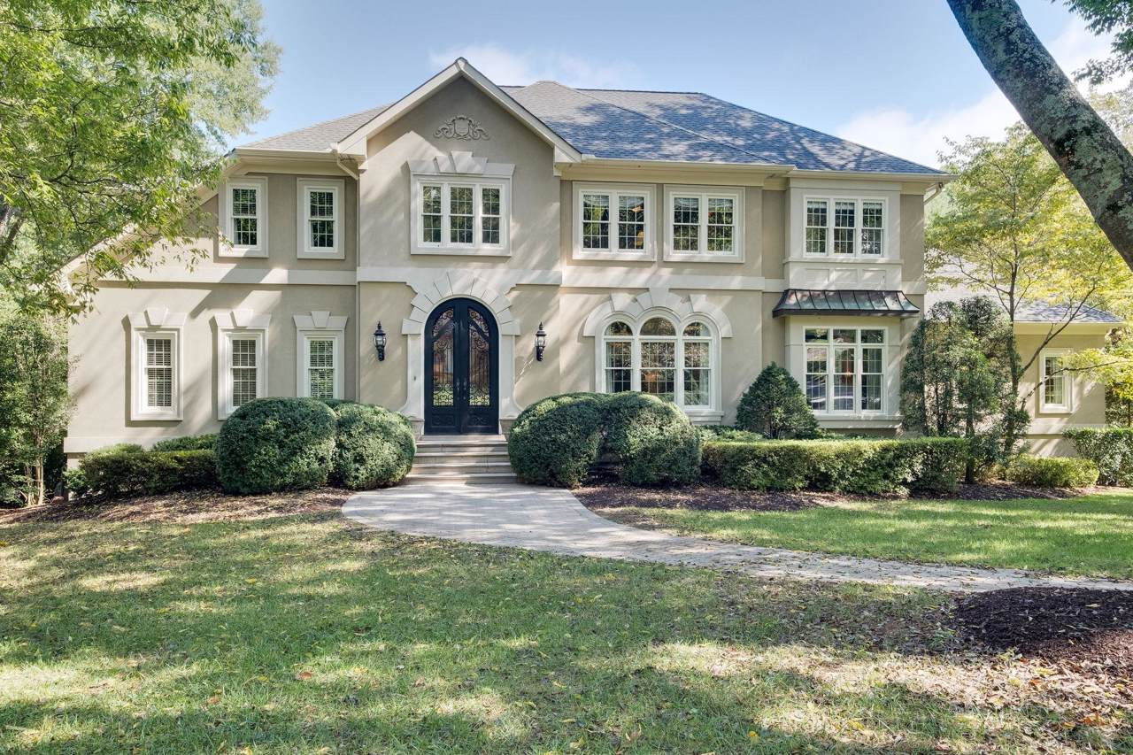 914 Calloway Drive - Photo 1