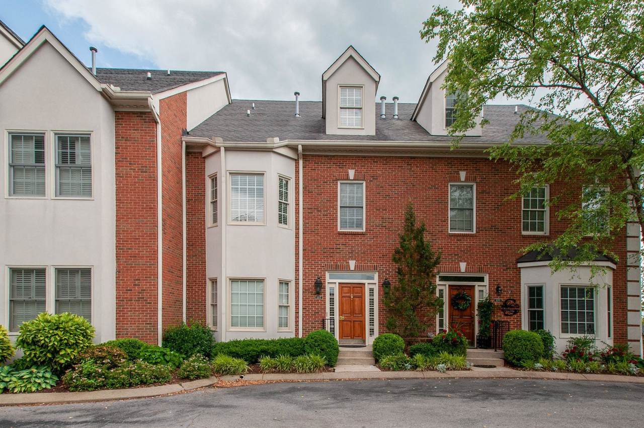 107 Forest Place Cir - Photo 1