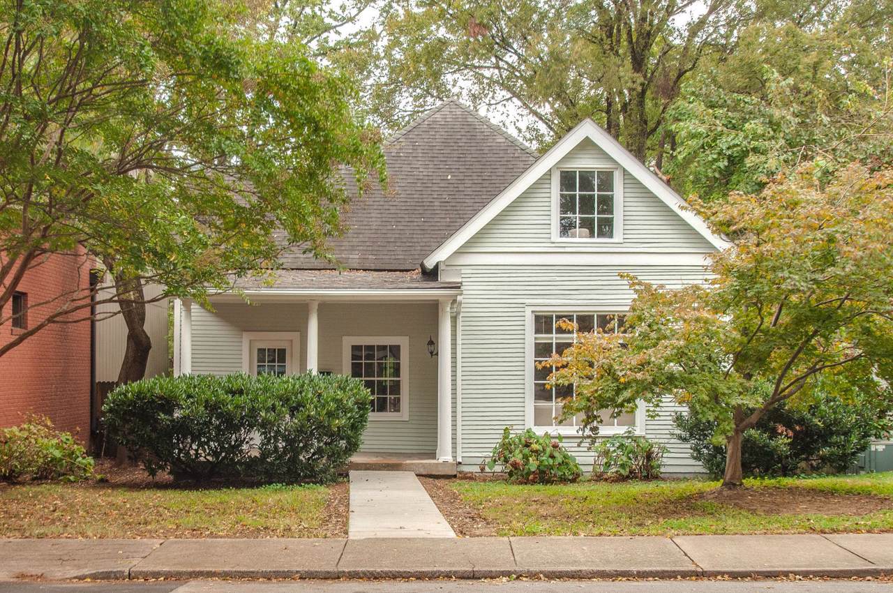 1626 Fatherland Street - Photo 1