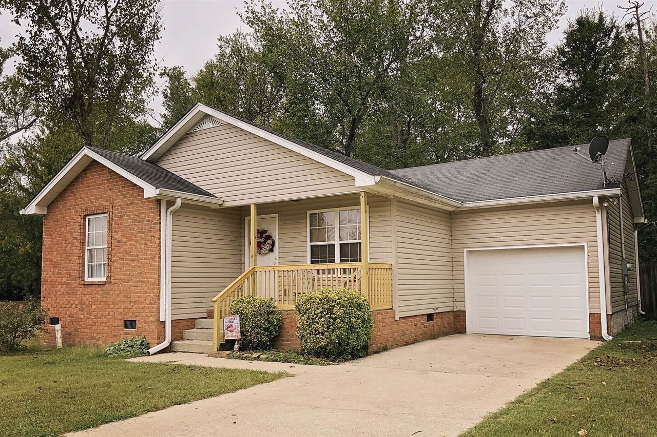 807 Jonathan Dr - Photo 1