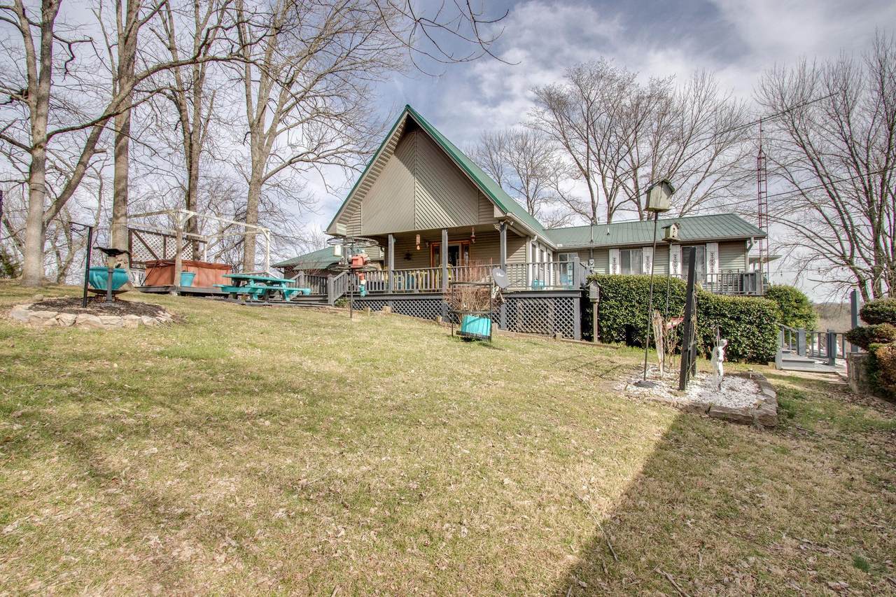 25 Hillview Ln - Photo 1