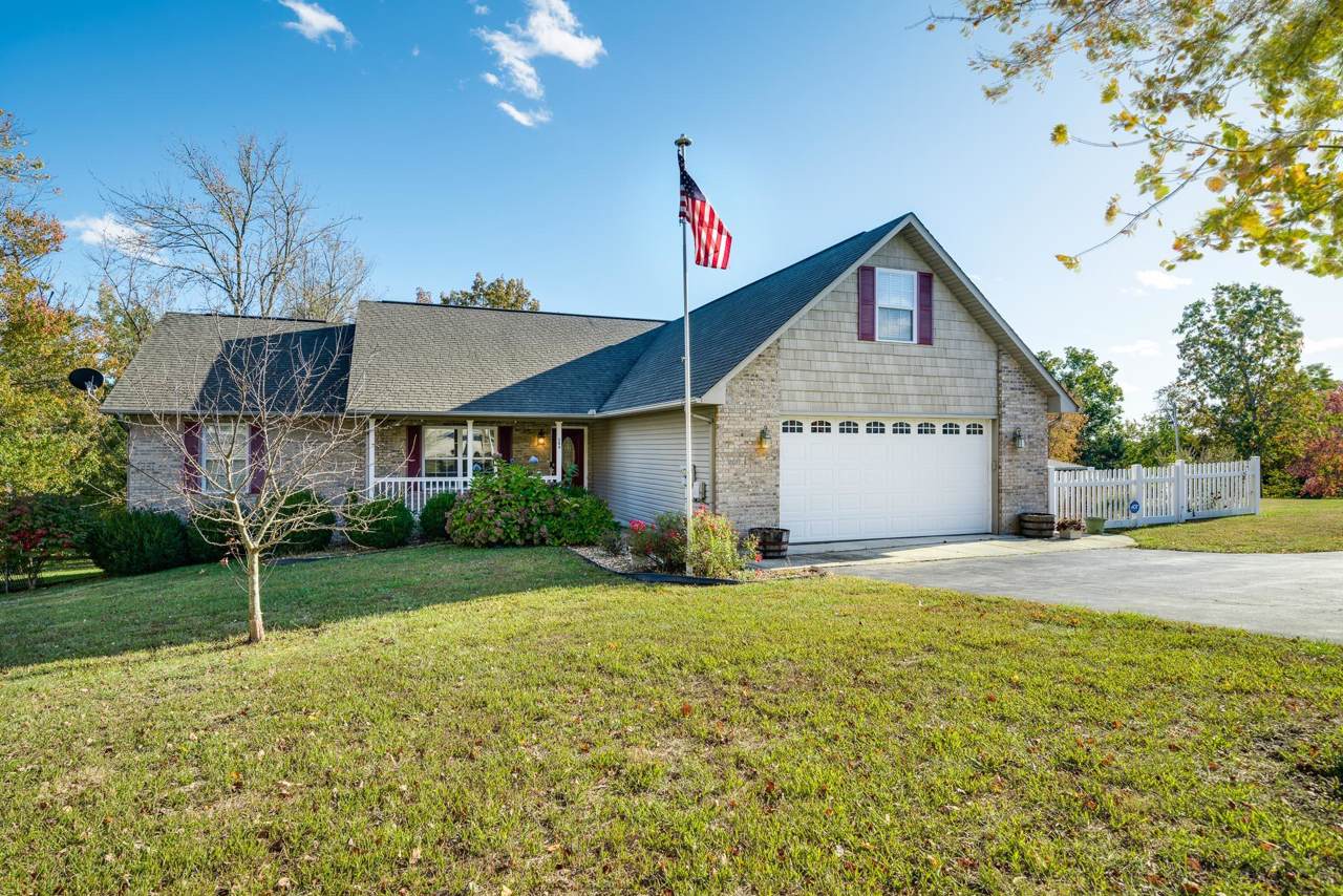 159 Waterview Dr - Photo 1