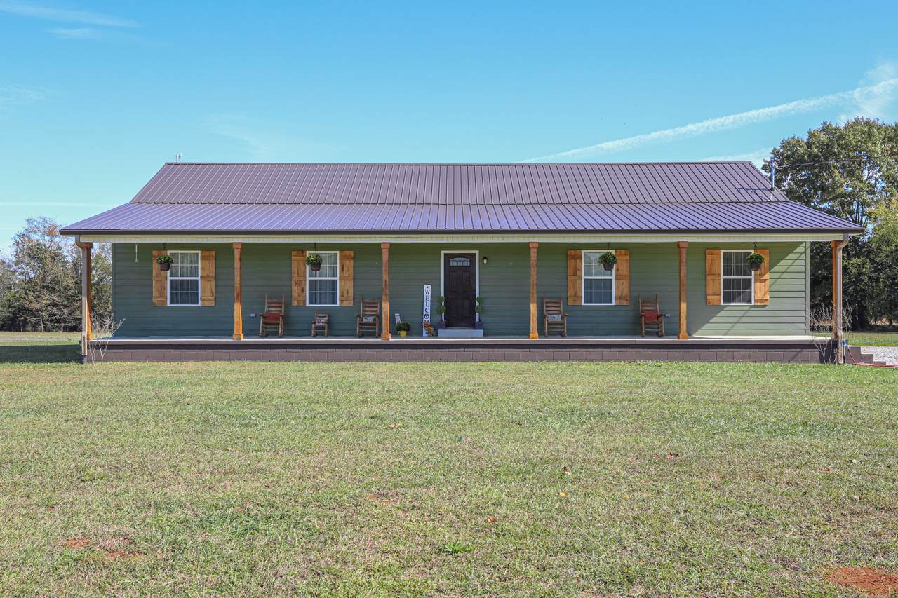 4835 Holders Cove Rd - Photo 1