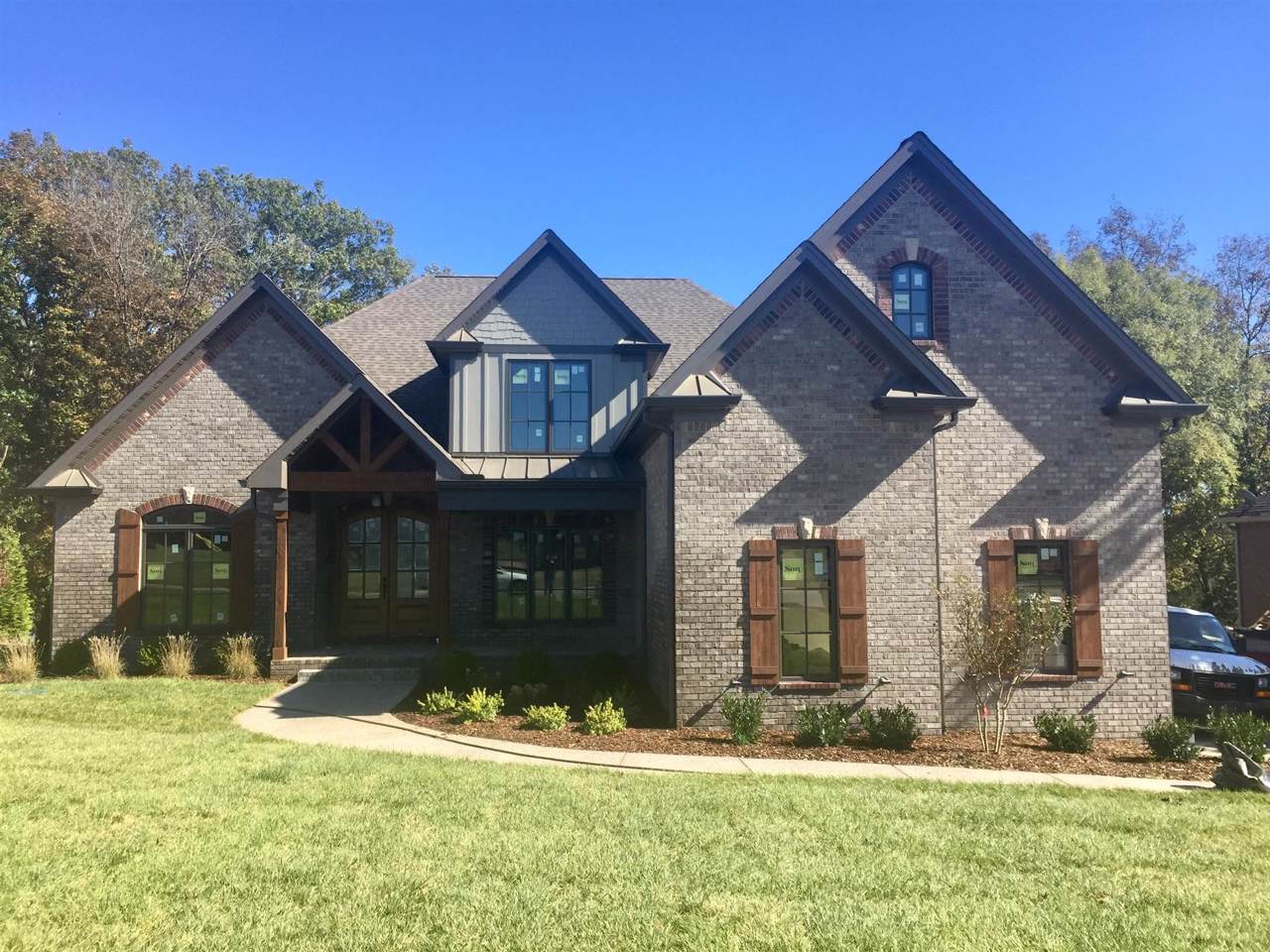 1008 Stone Brook Cv - Photo 1