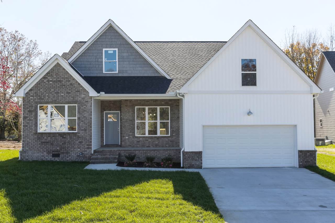 1072 Jonathan Ln - Photo 1