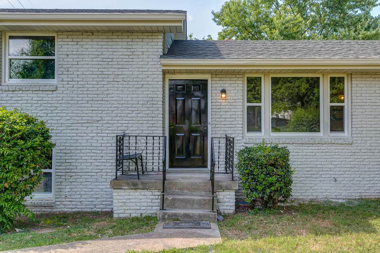 6528 Premier Dr - Photo 1