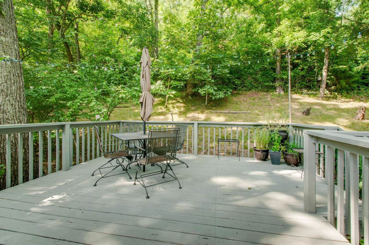 526 Hickory Trail Dr - Photo 1