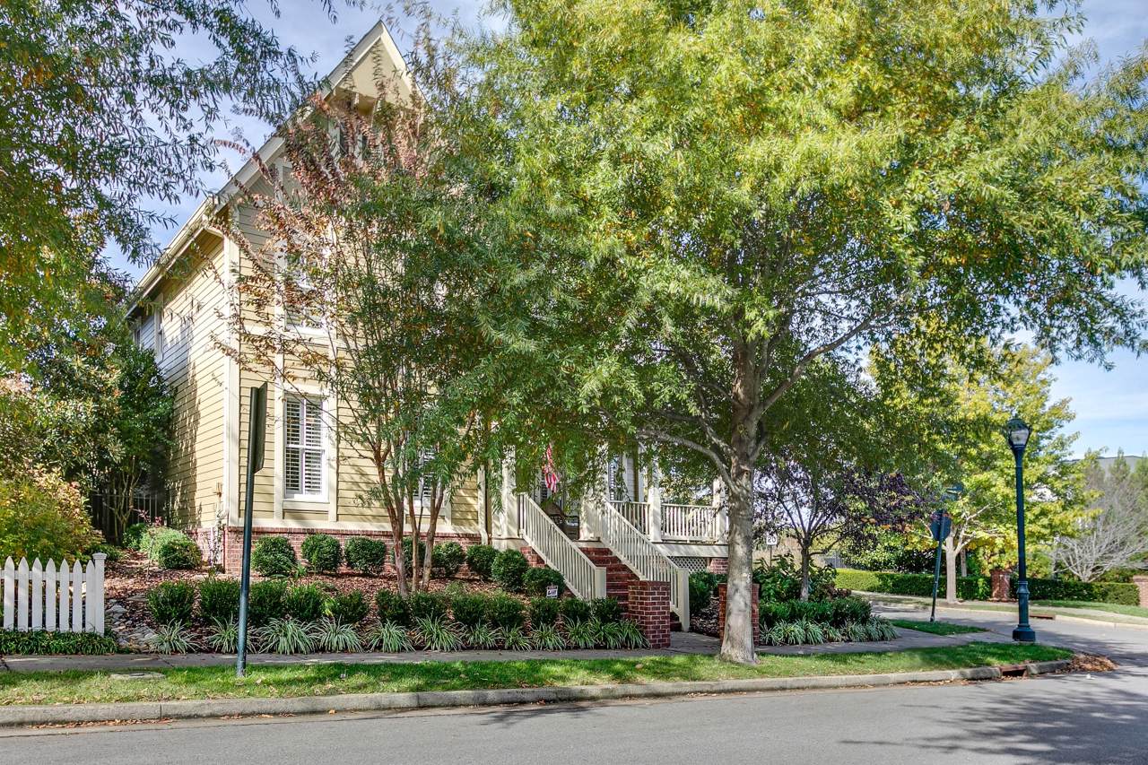 501 Cheltenham Ave - Photo 1