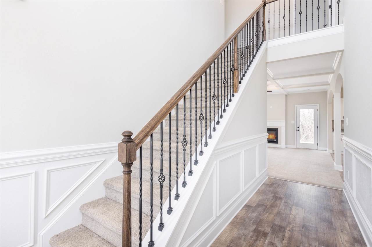 385 West Creek Farms - Photo 1